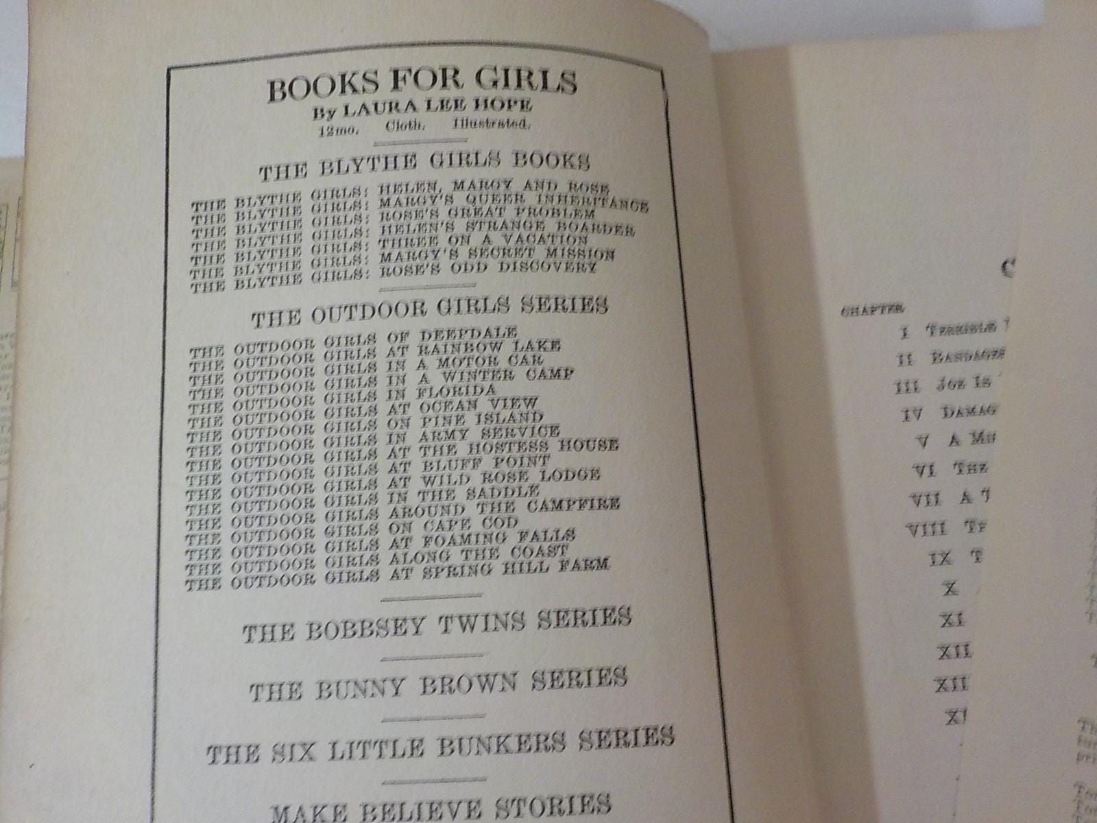 The Blythe Girls: Rose's Odd Discovery | Laura Lee Hope | Illustrated | Copyright 1927 | Lot B193