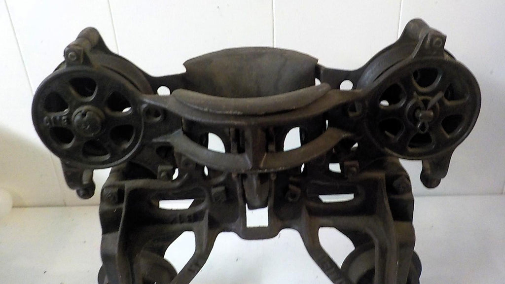 Antique Boomer Cast Iron Hay Trolley Unloader Pulley | Working Condition | Barn Primitive | Lot 2473