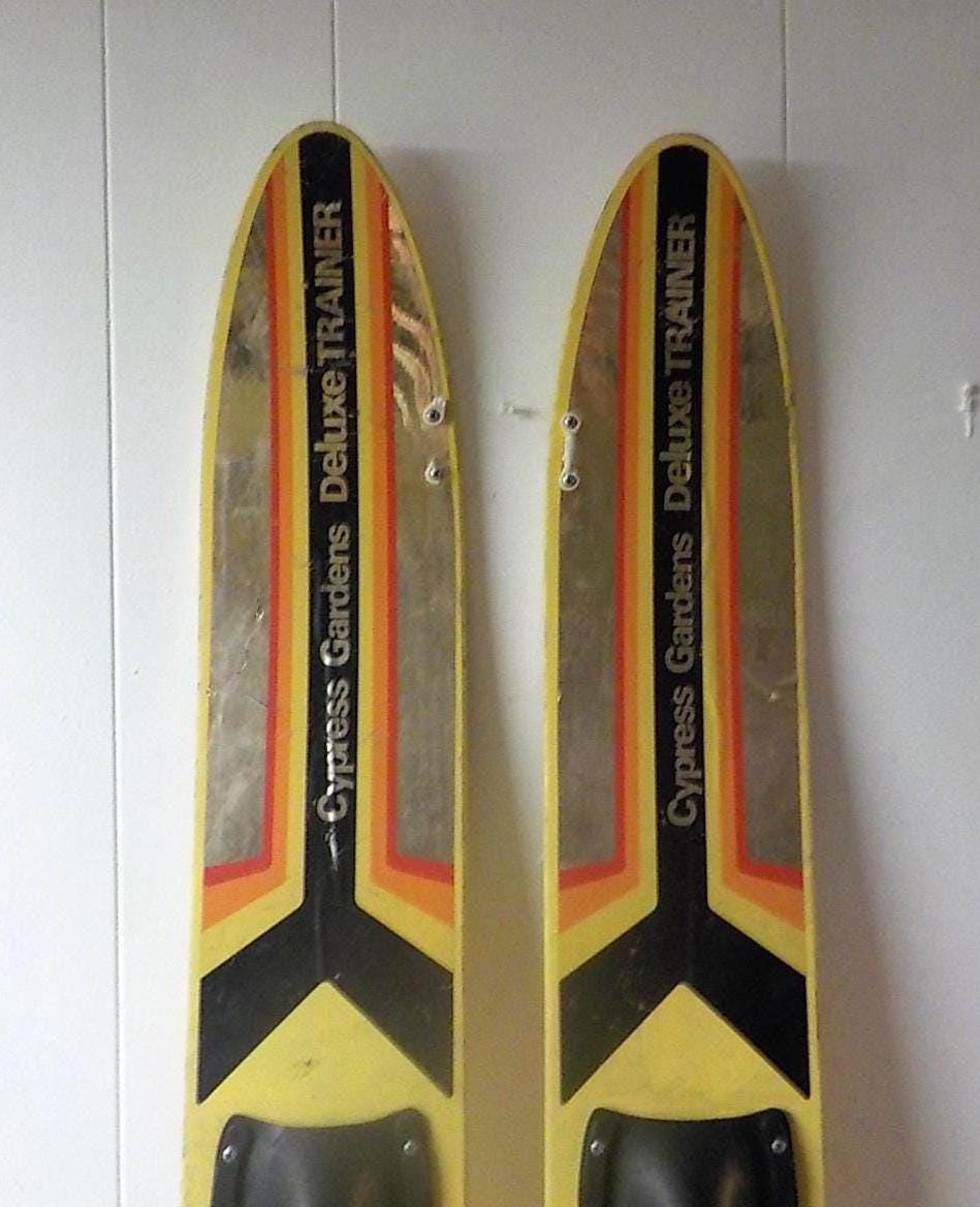 Vintage 46” Cypress Gardens Deluxe Trainer Water skies