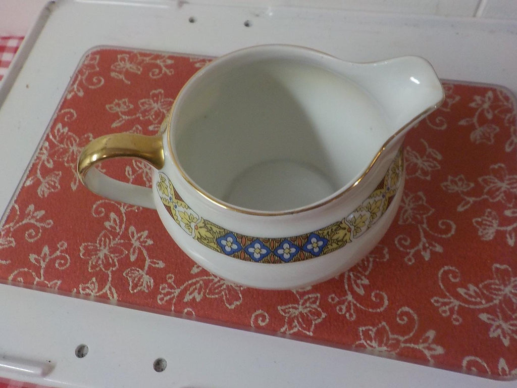 Vintage Victoria Czechoslovakian Creamer & Sugar Bowl Gold Trim Aich China item no 865