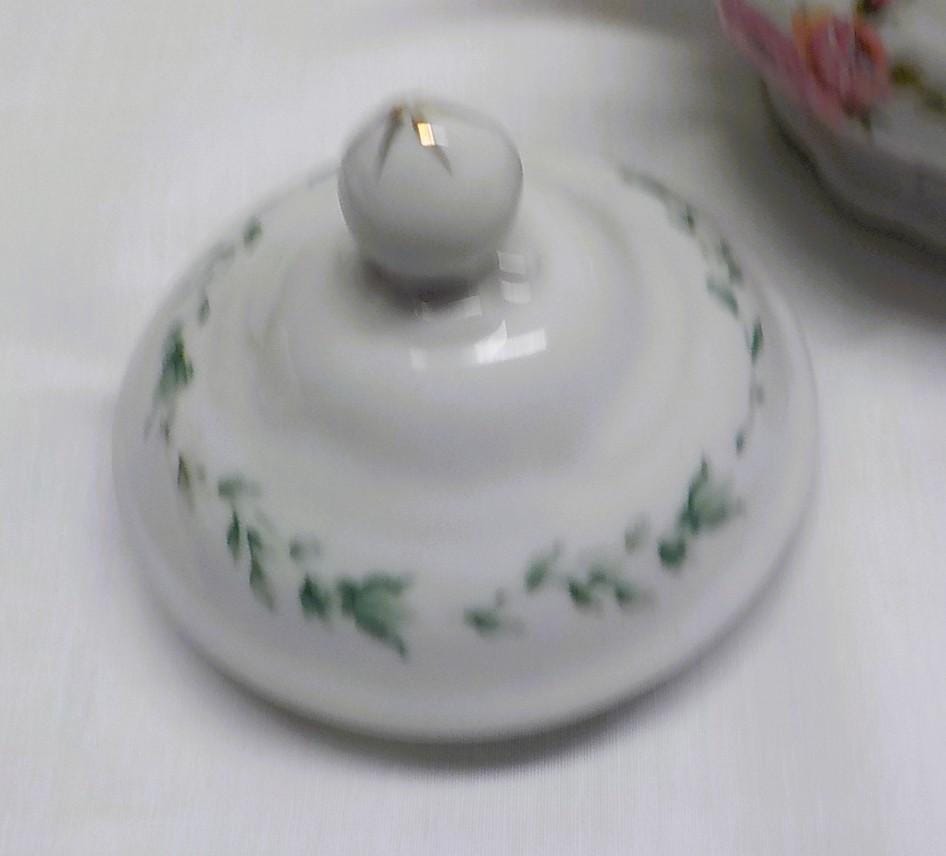Gibson Houseware China Rose Creamer & Sugar Bowl with Gold Trim