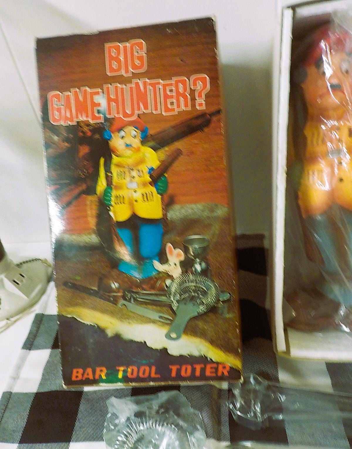 Vintage 1950s Ceramic Big Game Hunter Bar Tool Toter — 11", Made in Japan (Lot 2246)