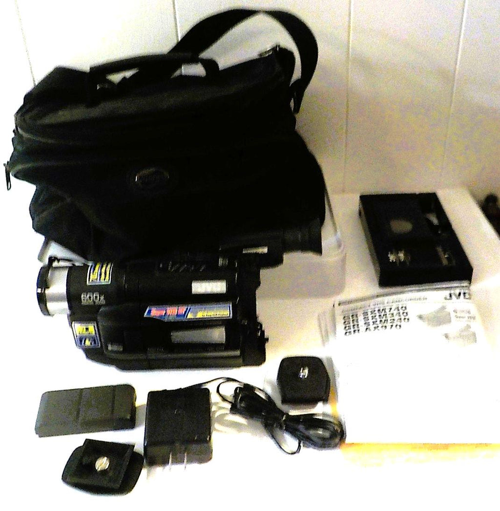 JVC GR-SXM240U Super Compact VHS-C Video Camcorder Video Transfer with case lot  2224