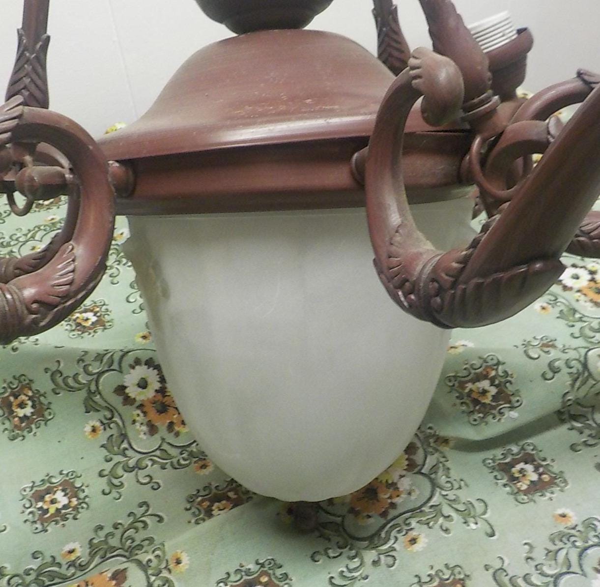 Vintage Art Deco Chandelier: Ornate 6-Arm with Frosted Glass Shades