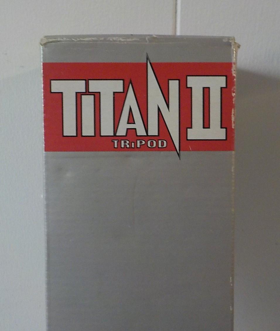Quantaray Titan II Pro-Sport Deluxe Monopod - In Original Box