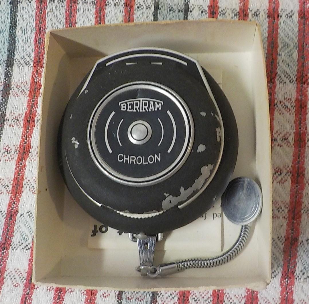 Vintage Bertham Chrolon Light Meter Germany Original Box & Papers -MINT+ item no 817