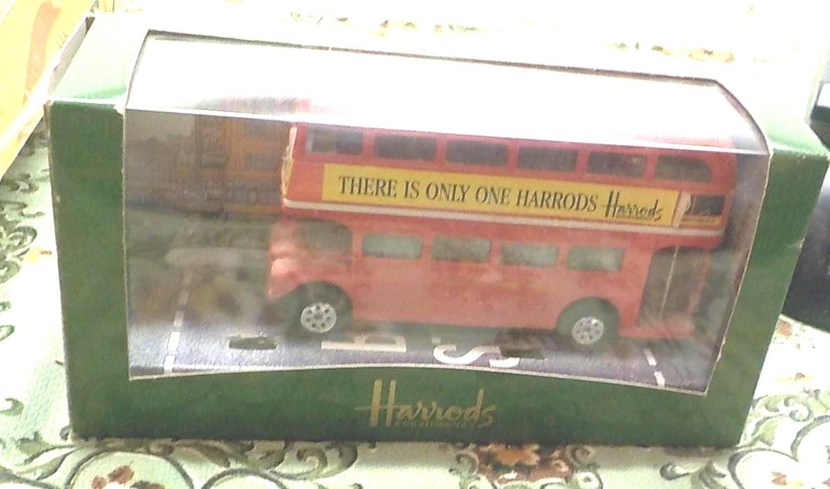 Harrods Knightsbridge Diecast Double Decker Bus Scenes Of London 4.5" lot 1085