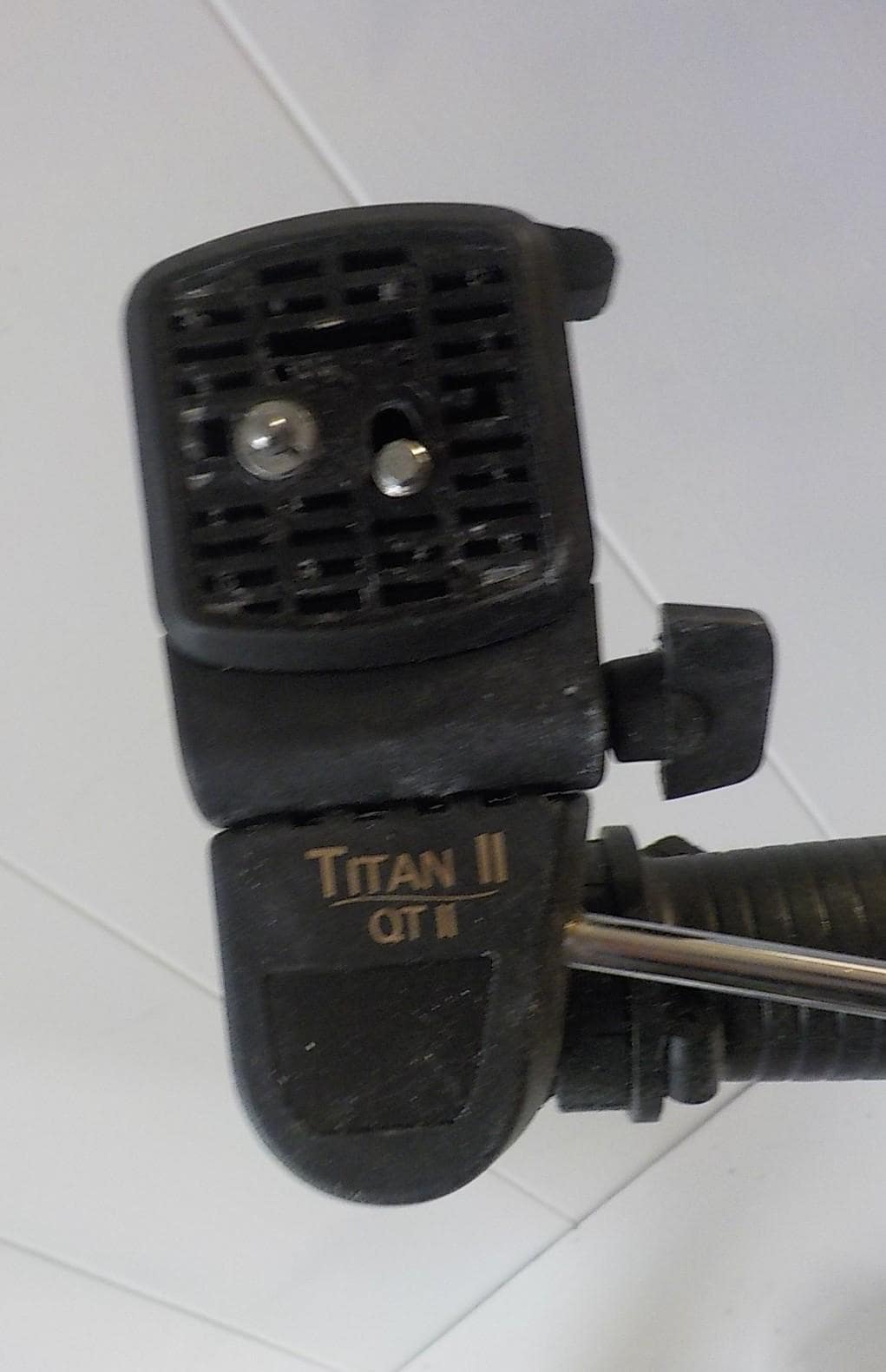 Quantaray Titan II Pro-Sport Deluxe Monopod - In Original Box