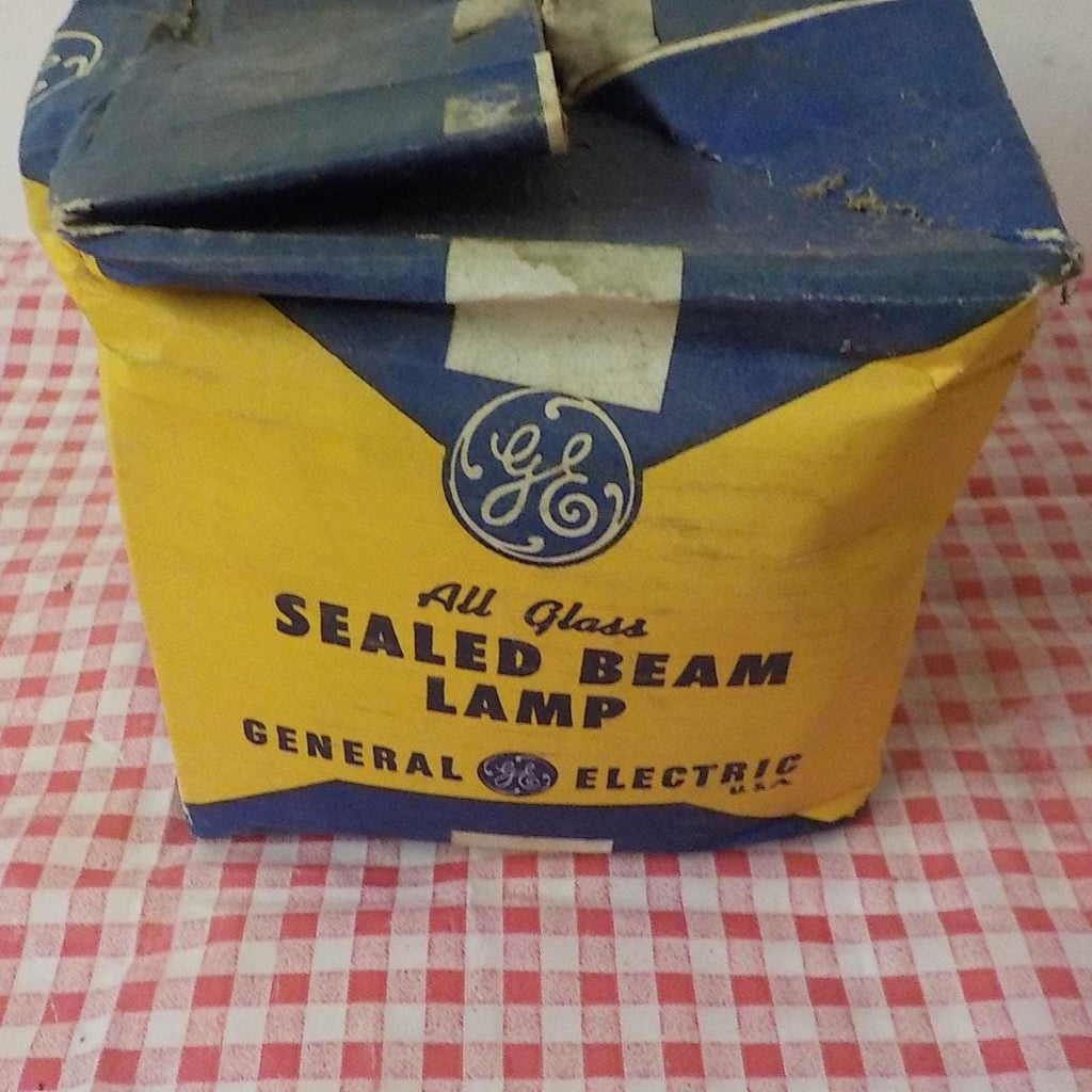 Vintage GE 300 Watt PAR56 Sealed Beam Lamp - Case of 12, New Old Stock