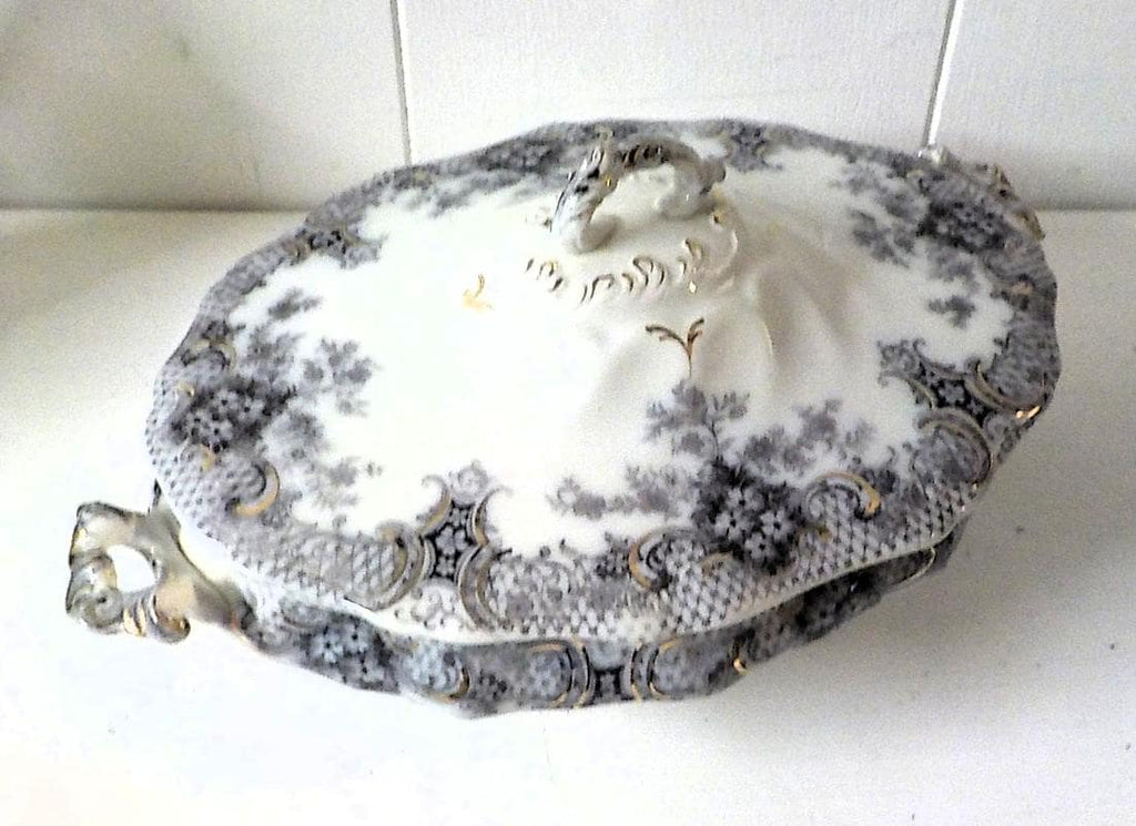Keswick Wood & Sons England Semi-Porcelain Serving Bowls Set | Purple Floral | 1 Covered | Lot 2451