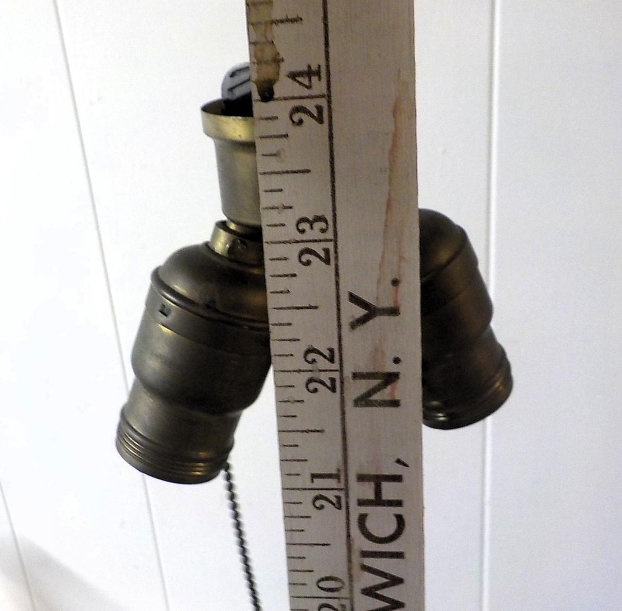 Antique 1950s Asian Porcelain Table Lamp Double Socket Pull Chain 24" Tall lot 2391