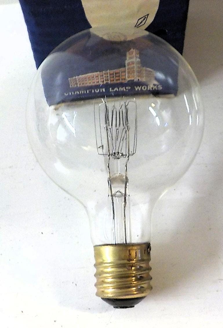 Vintage Champion 1000 / 115 Electric Light Bulbs (Lot of 6) 2410