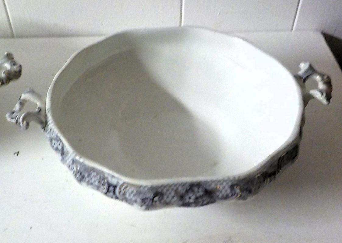 Keswick Wood & Sons England Semi-Porcelain Serving Bowls Set | Purple Floral | 1 Covered | Lot 2451