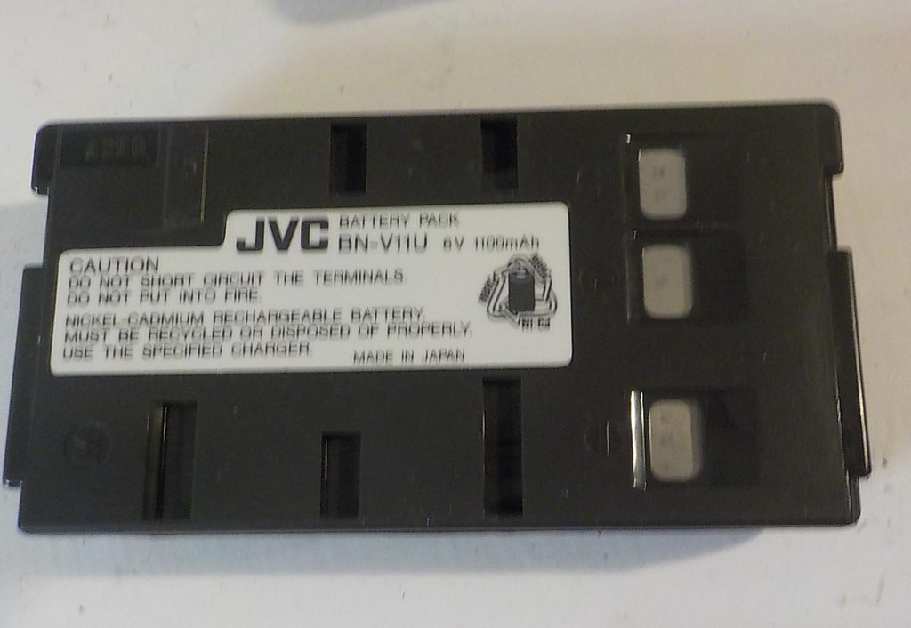 JVC GR-SXM240U Super Compact VHS-C Video Camcorder Video Transfer with case lot  2224