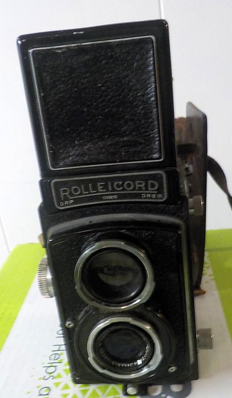 Vintage Rolleicord II TLR Camera — Type 5, Carl Zeiss Triotar 75mm f/3.5, with Case (Untested)