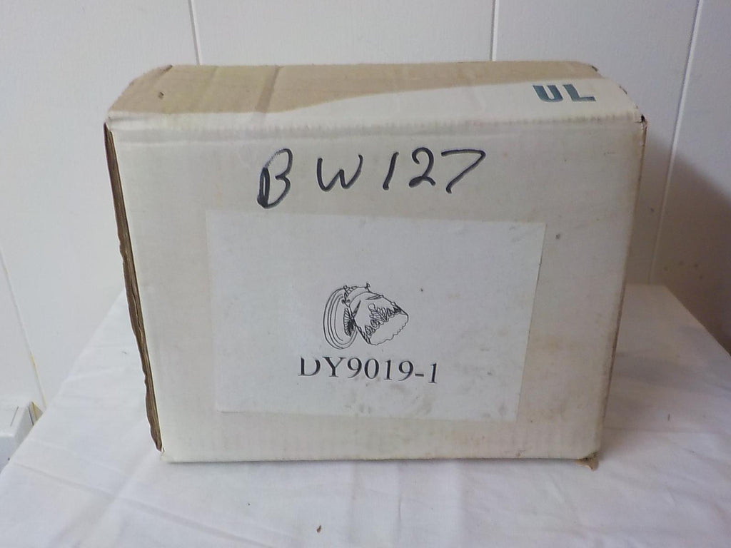 Single Brass Wall Light Fixture with Embossed Glass Shade — New in Box, Item 773