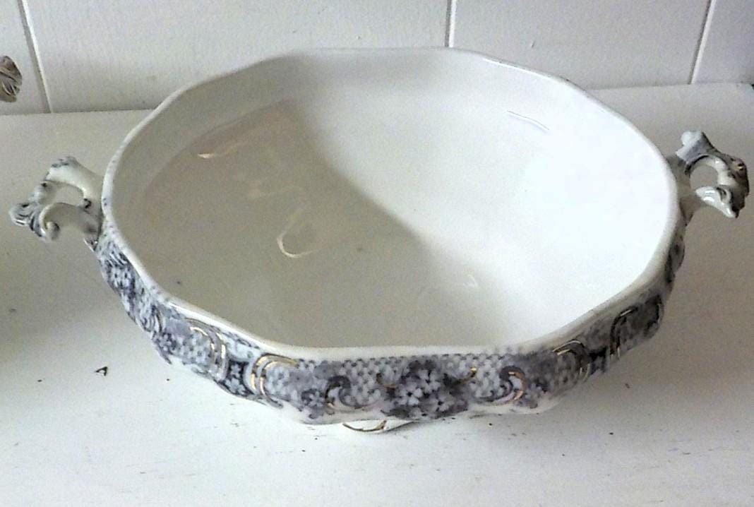 Keswick Wood & Sons England Semi-Porcelain Serving Bowls Set | Purple Floral | 1 Covered | Lot 2451