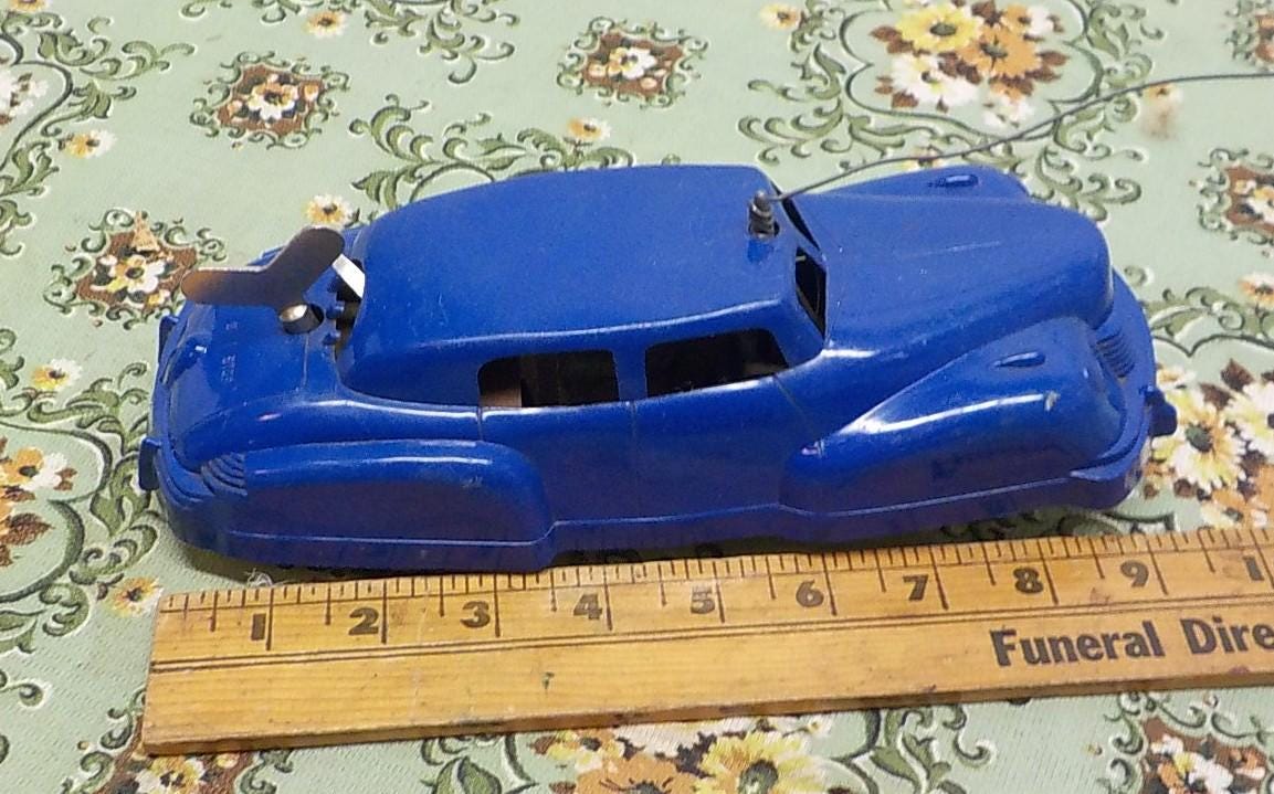 1950s Blue Sedan Tin Wind Up Toy Car -it does Winds Up item 1078