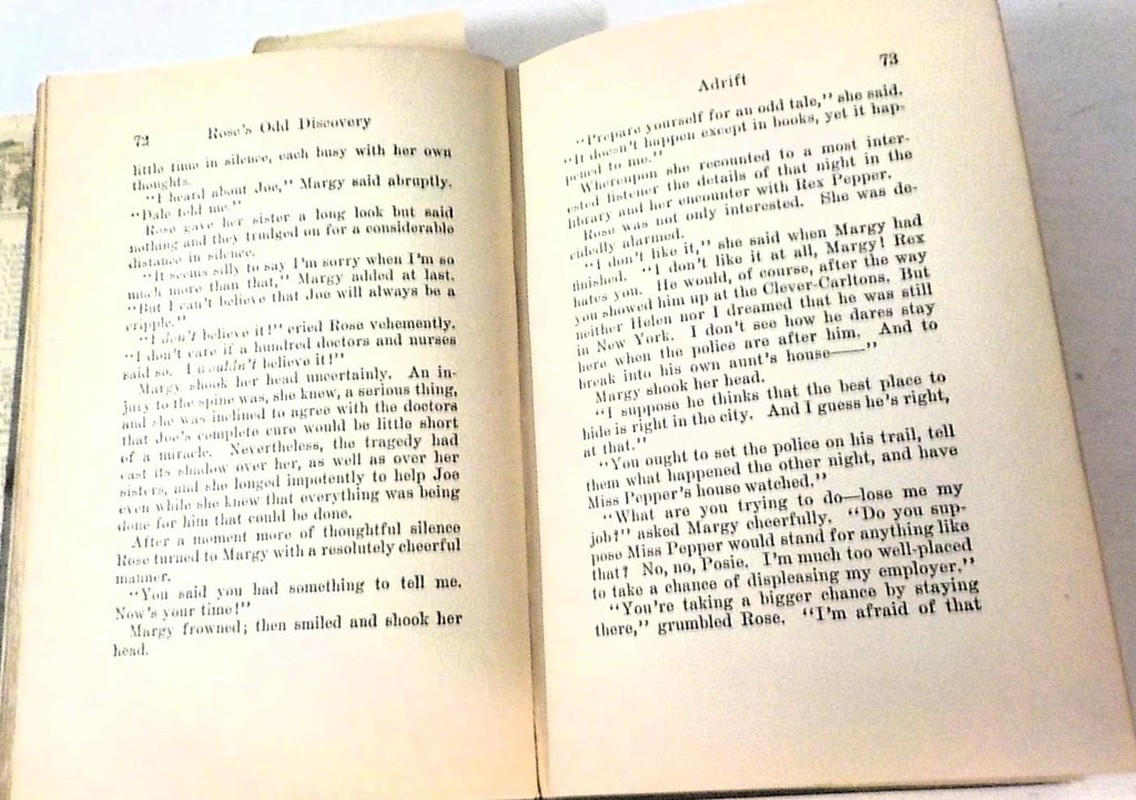 The Blythe Girls: Rose's Odd Discovery | Laura Lee Hope | Illustrated | Copyright 1927 | Lot B193