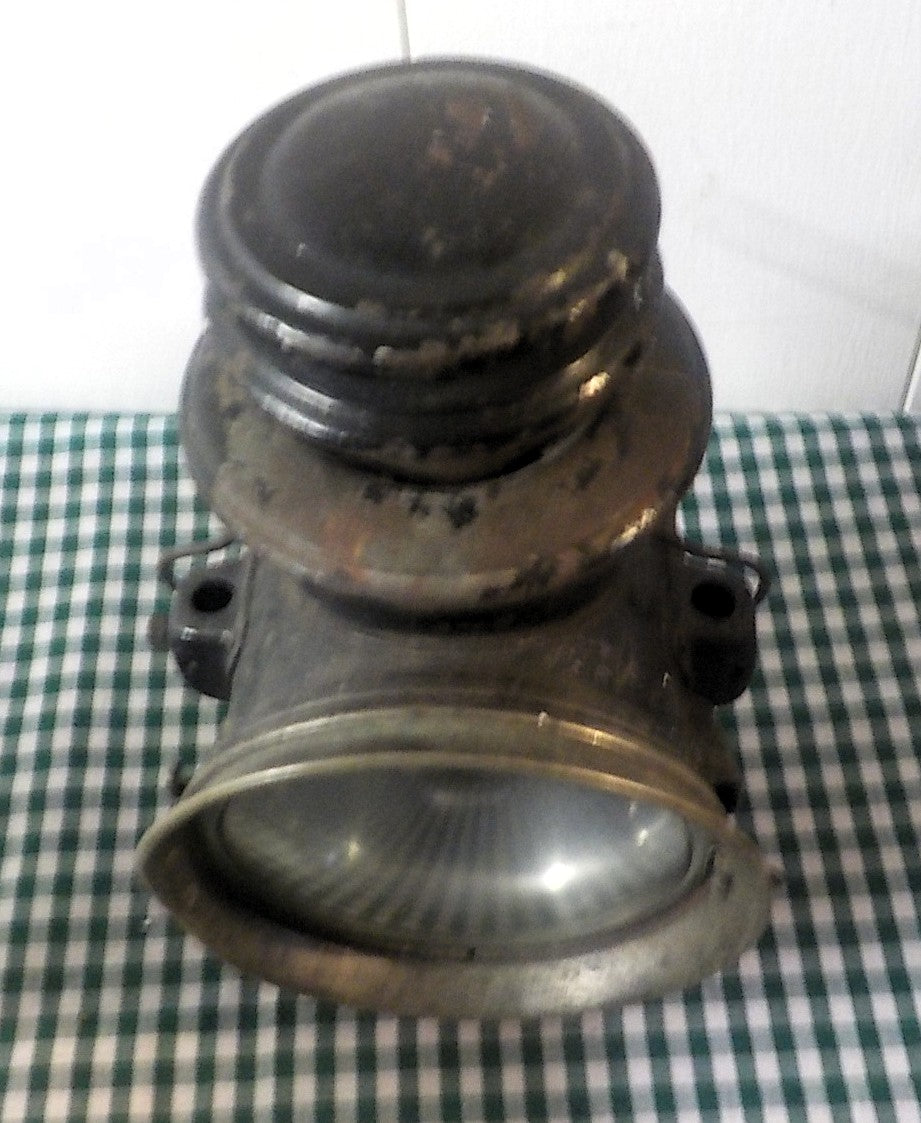 Antique Dietz Union Kerosene Driving Lamp Lantern Circa 1906 with Oil Font