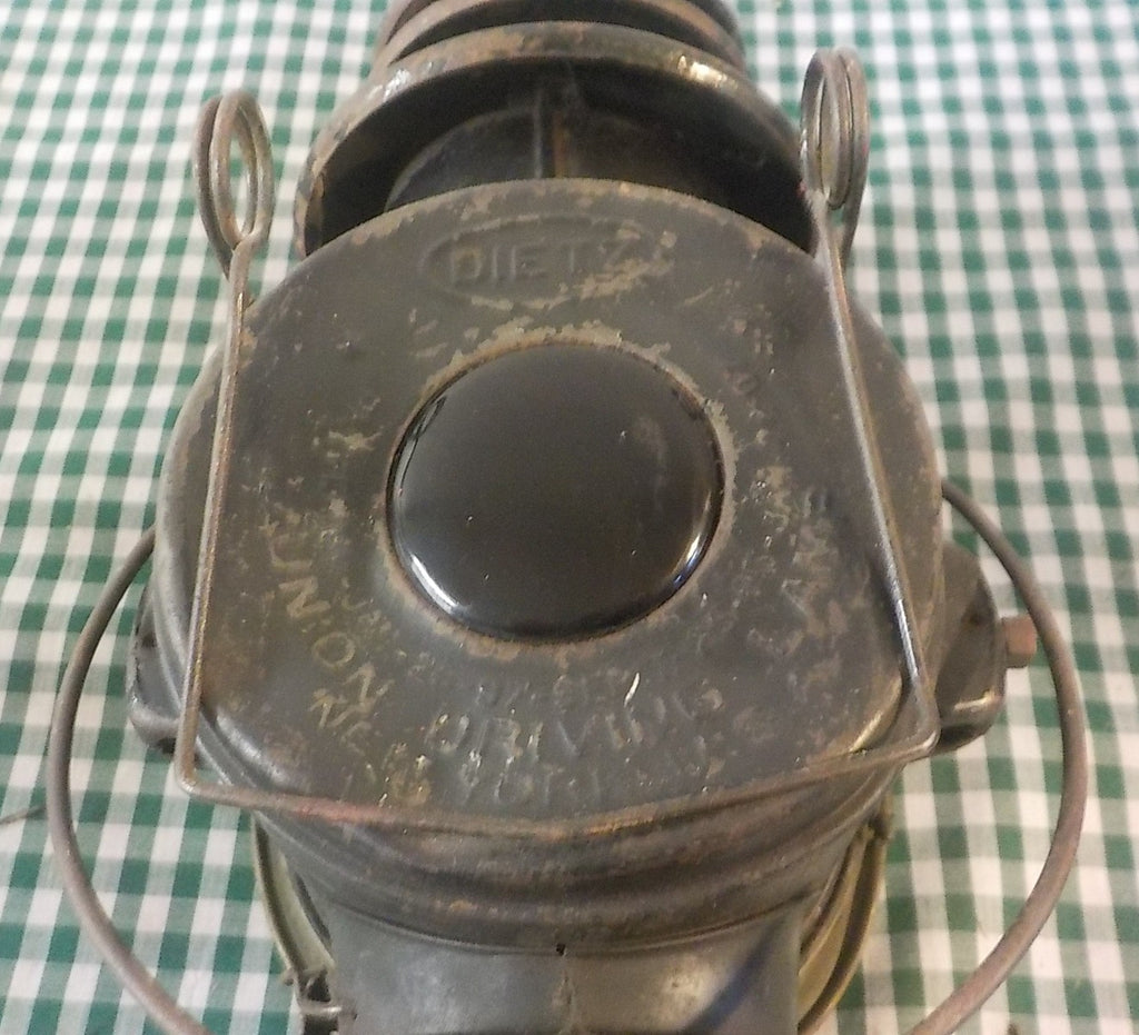 Antique Dietz Union Kerosene Driving Lamp Lantern Circa 1906 with Oil Font