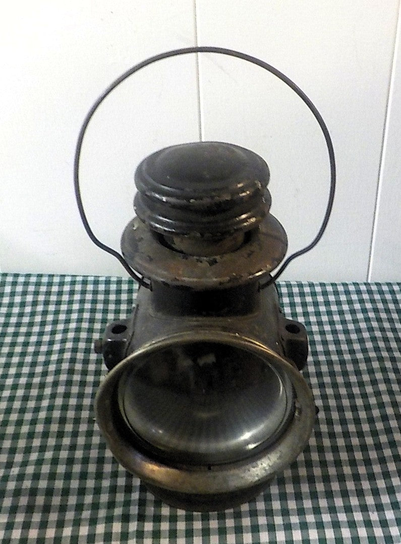 Antique Dietz Union Kerosene Driving Lamp Lantern Circa 1906 with Oil Font
