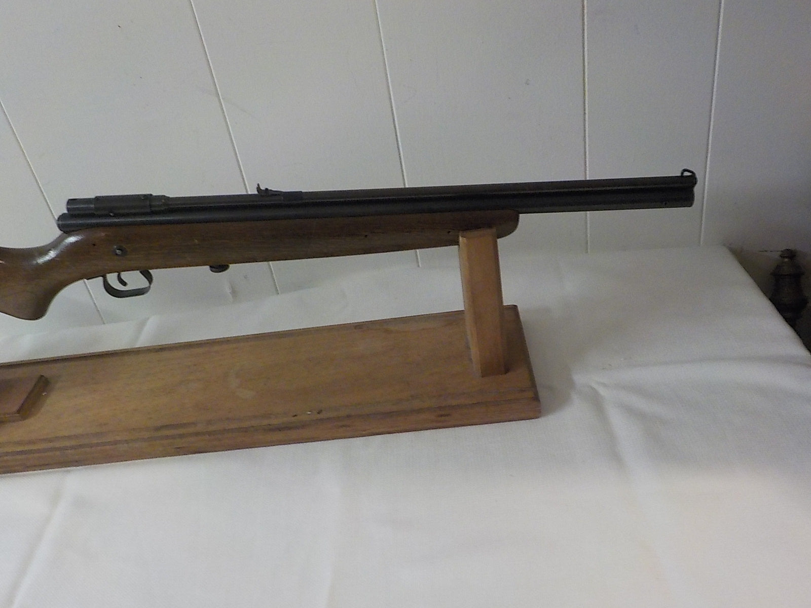 Vintage Crosman #140 .22 Cal Air Pellet Rifle "PARTS OR REPAIR"