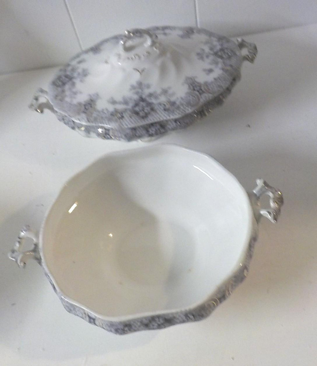 Keswick Wood & Sons England Semi-Porcelain Serving Bowls Set | Purple Floral | 1 Covered | Lot 2451