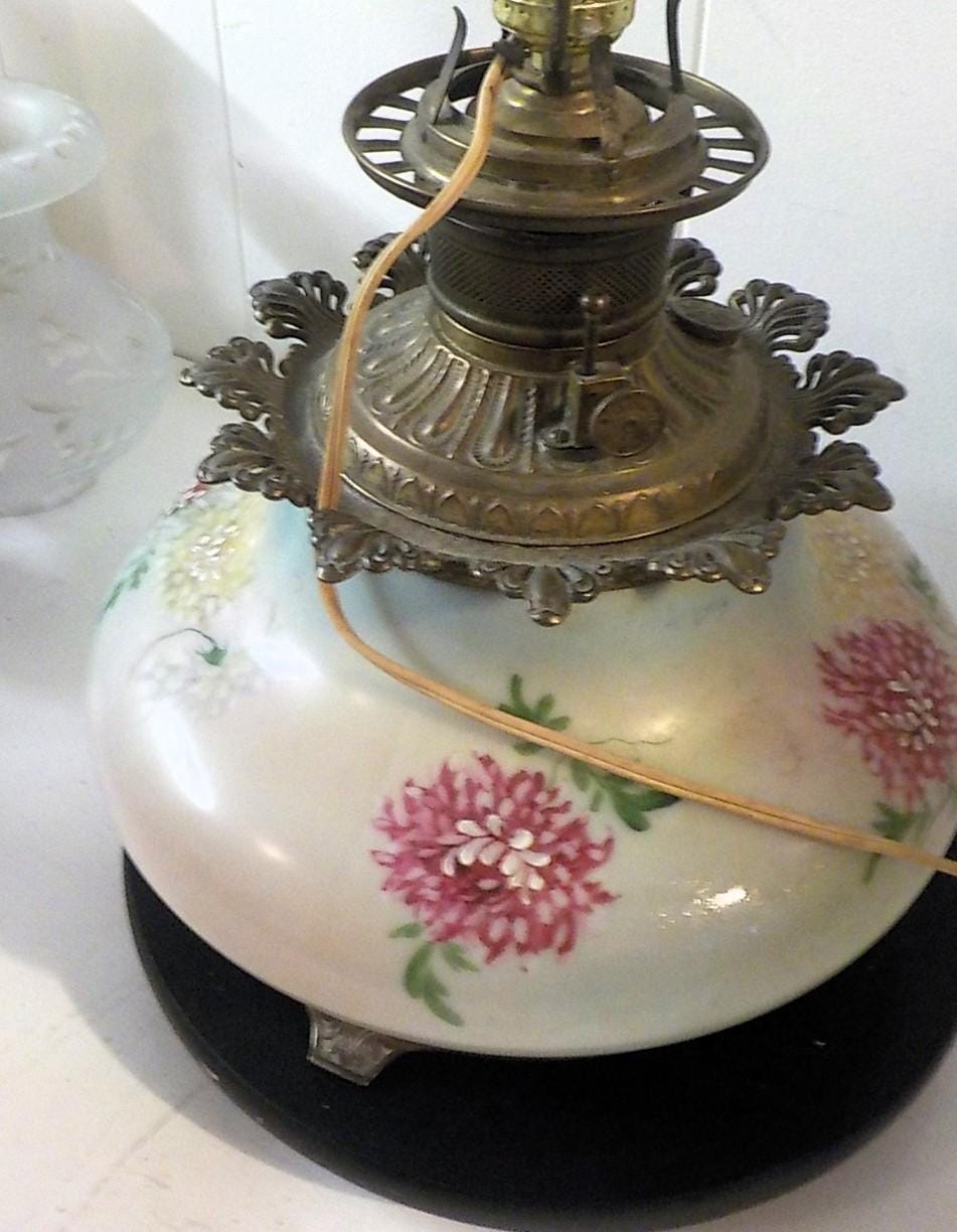Antique Victorian Painted Glass Electrified Oil Lamp | No Shade | USA | Lot 2478
