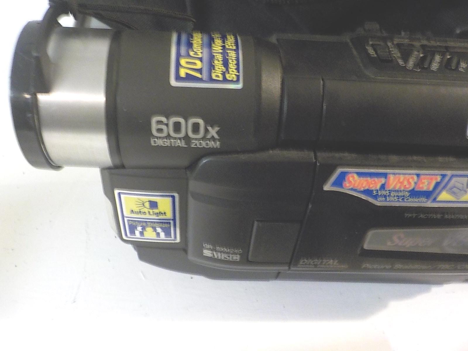 JVC GR-SXM240U Super Compact VHS-C Video Camcorder Video Transfer with case lot  2224