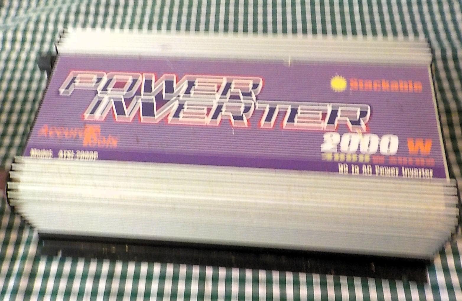 Performance Tool ATSI 2000P 2000W / 4000W Surge Power Inverter | Automotive | Lot 2519