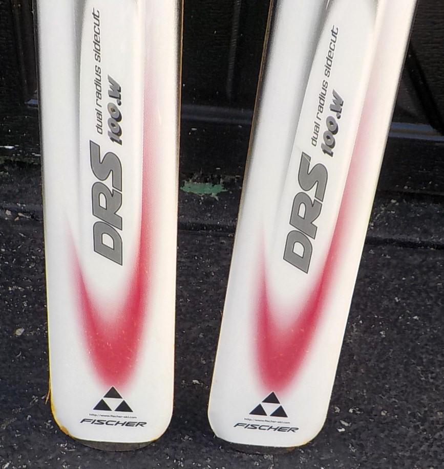 Vintage Fischer DRS 100.W Alpine Downhill Skis 68" Dual Radius Sidecut with Bindings | Lot 2438