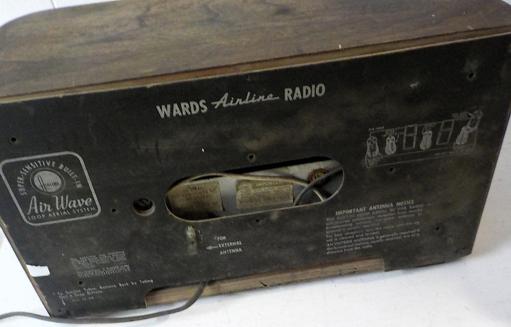 Vintage Montgomery Ward Airline AM tube Radio  Retro Woodgrain Airwave lot 2376