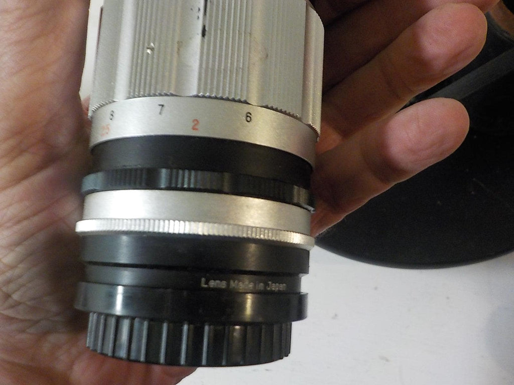 Petri 135mm f/3.5 Telephoto Camera Lens with Case | Petri Mount | Vintage 1970s Japan | Lot 2460