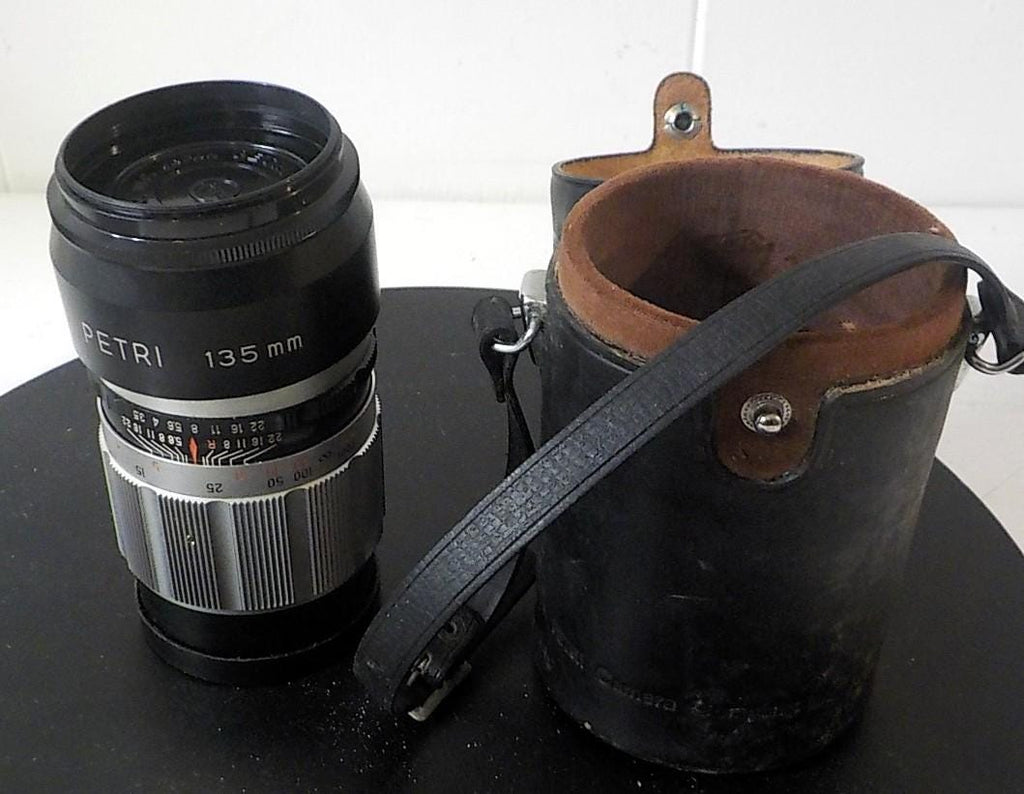 Petri 135mm f/3.5 Telephoto Camera Lens with Case | Petri Mount | Vintage 1970s Japan | Lot 2460
