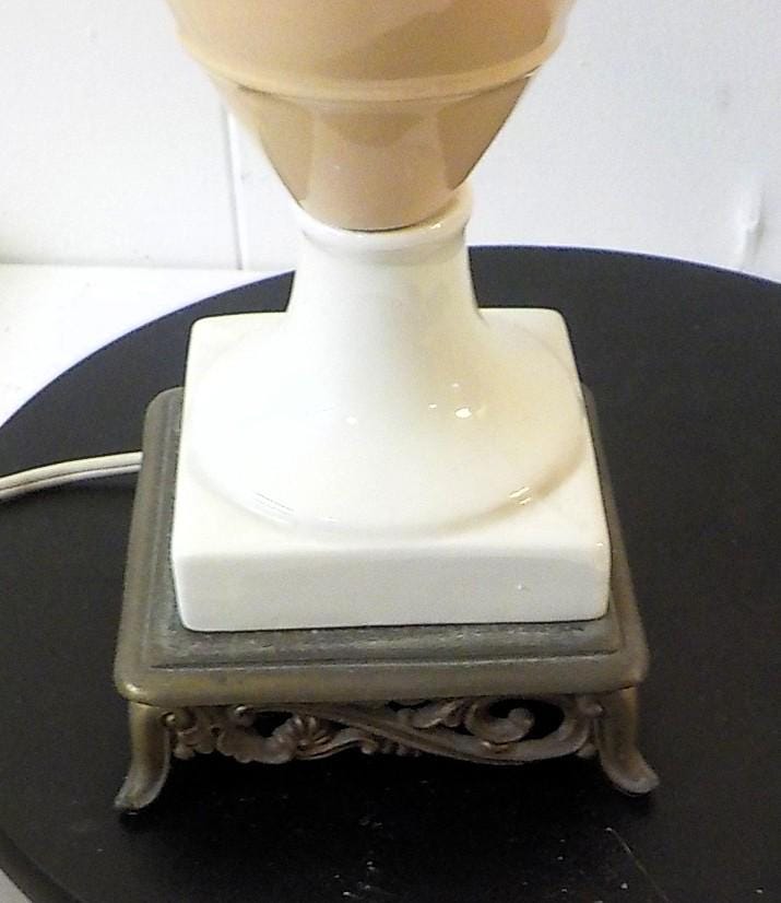 Art Deco Porcelain Swan Handle Desk Lamp | Footed Base | A. Beck N.Y. | Vintage 1920s–1940s | Lot 2471