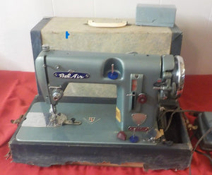 Vintage Westinghouse Home Belair Sewing Machine with Carrying Case — Parts or Repair