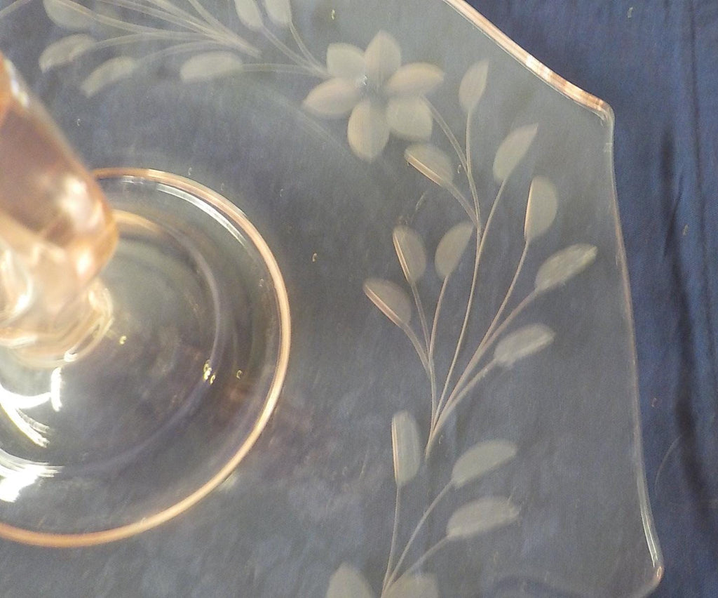 Vintage Pink Depression Glass Serving Platter with Center Handle | Flower Embossed | Item 677