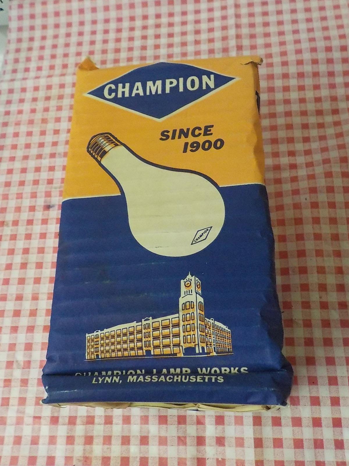 Vintage Champion 1000 Flood Lights - Case of 24, New Old Stock