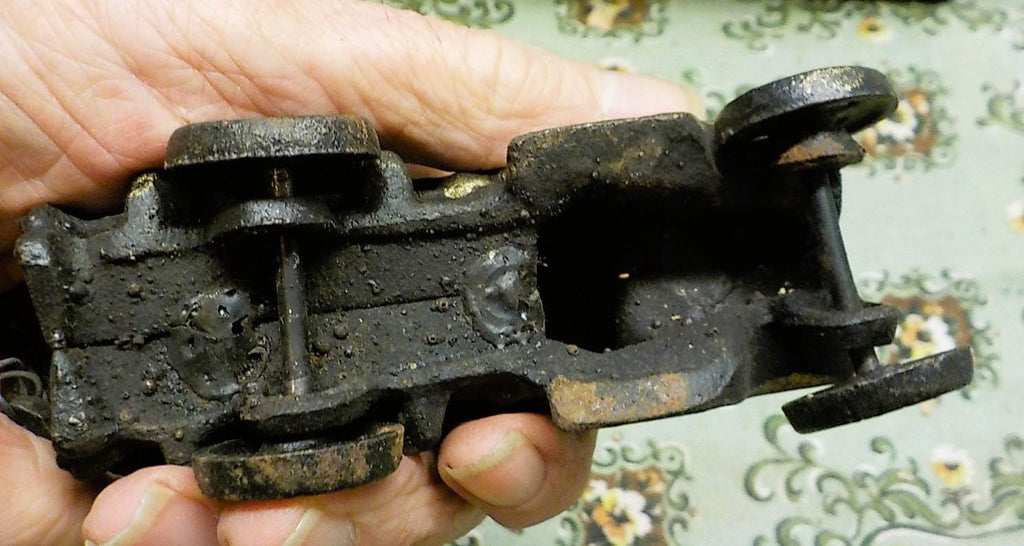 Antique Cast Iron Toys Tow Truck Wrecker 5.5" Toy could be Arcade item 1042