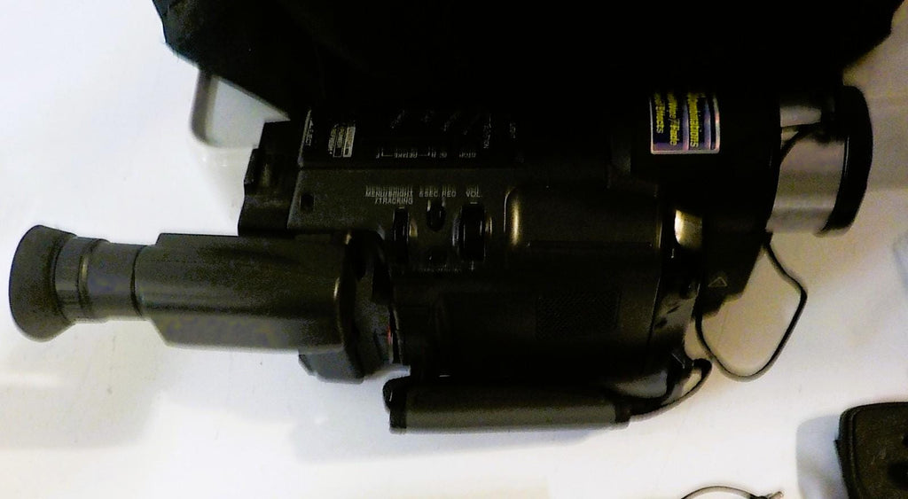 JVC GR-SXM240U Super Compact VHS-C Video Camcorder Video Transfer with case lot  2224