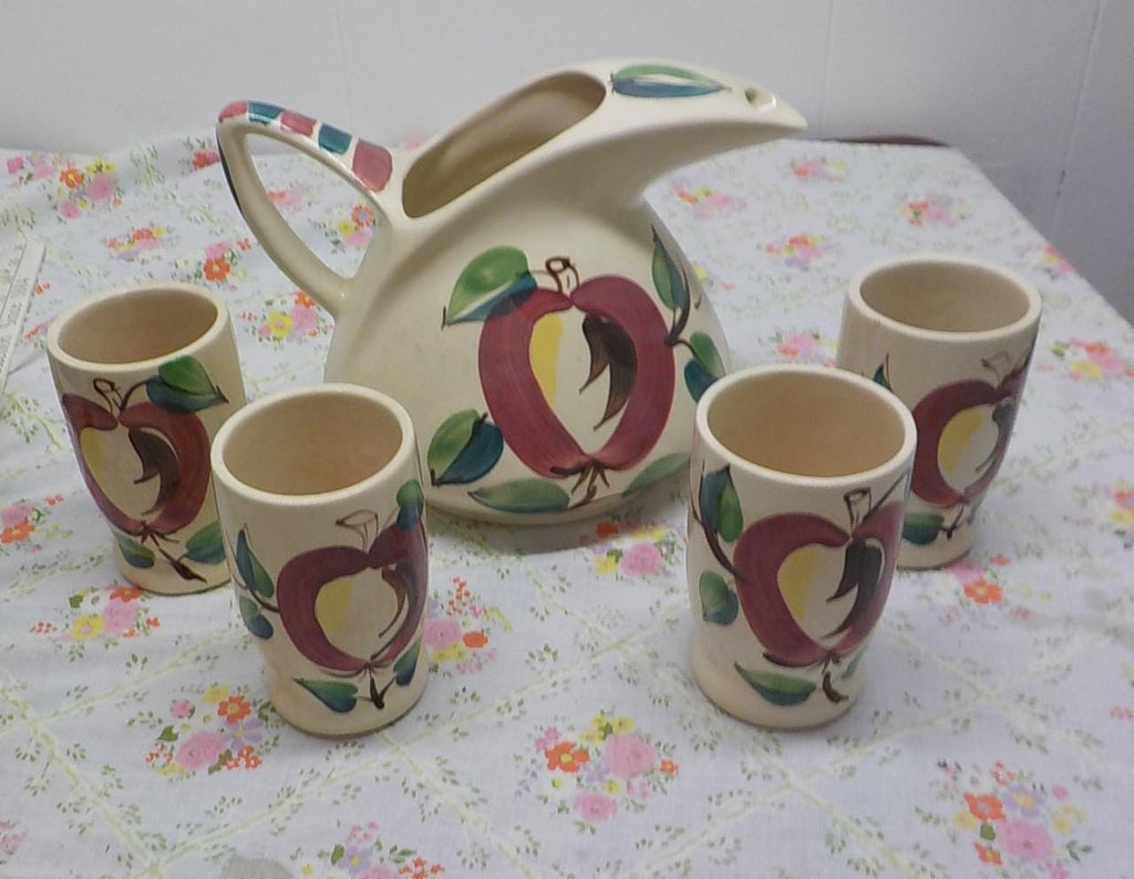 Vintage Purinton Slip Ware Apple Pottery Pitcher With 4 Apple Tumblers ITEM 978